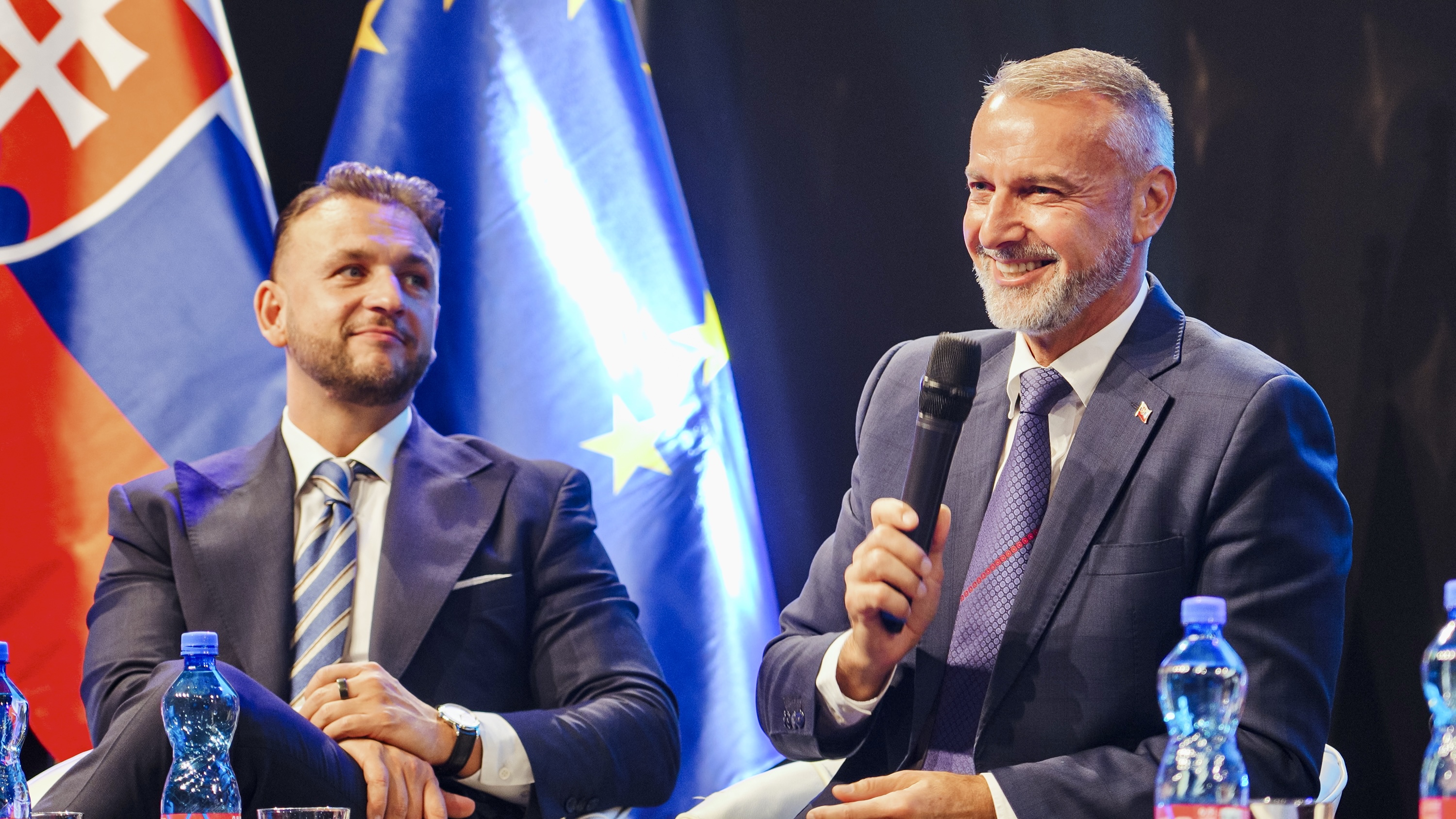 Minister vnútra Matúš Šutaj Eštok počas diskusie na kongrese Minister vnútra Matúš Šutaj Eštok počas diskusie na kongrese